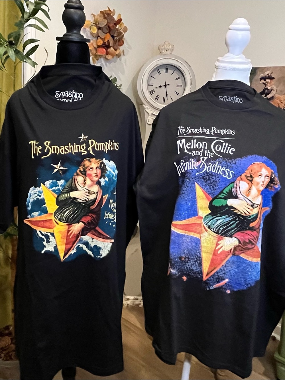 NEW Smashing Pumpkins Mellon Collie Band Tee Large (White Font)
